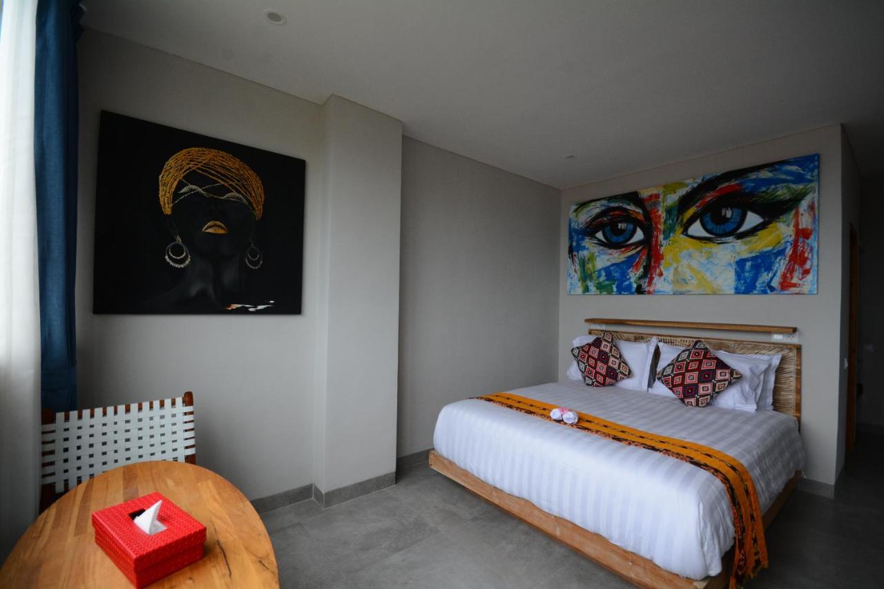Harbour Komodo Hotel ラブハン・バジョ エクステリア 写真