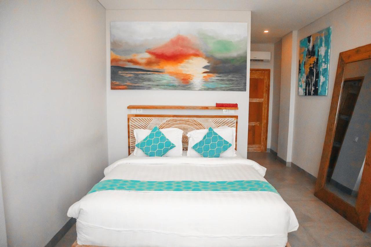 Harbour Komodo Hotel ラブハン・バジョ エクステリア 写真