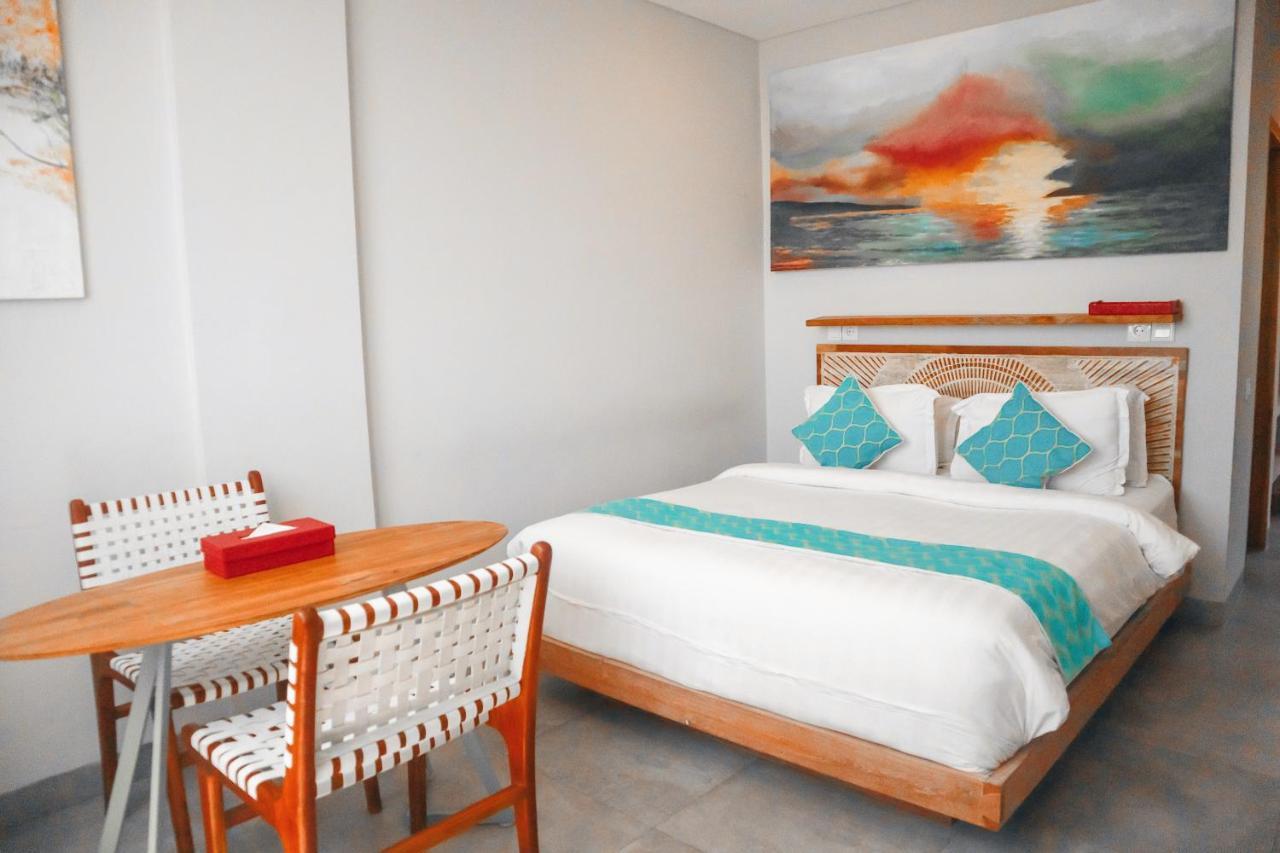 Harbour Komodo Hotel ラブハン・バジョ エクステリア 写真