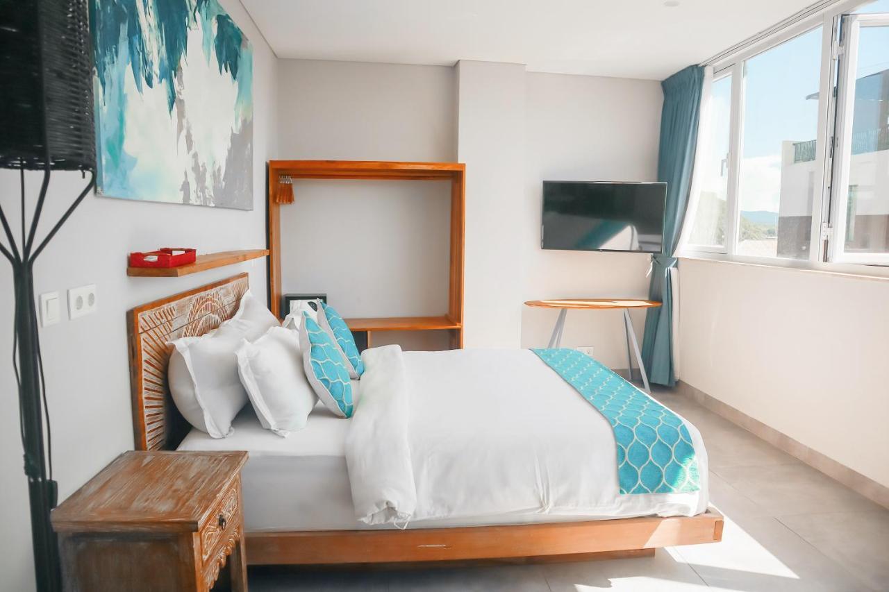 Harbour Komodo Hotel ラブハン・バジョ エクステリア 写真